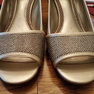 Peep toes wedges size 8 1/2